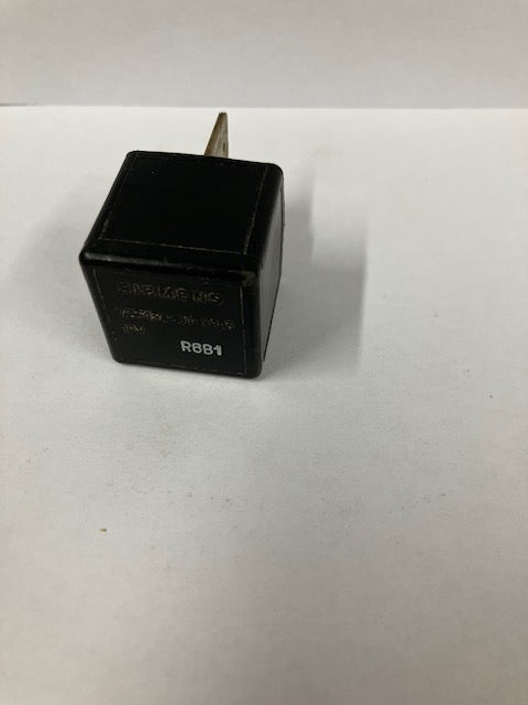 EBERSPACHER VOLTAGE REGULATING RELAY 12V