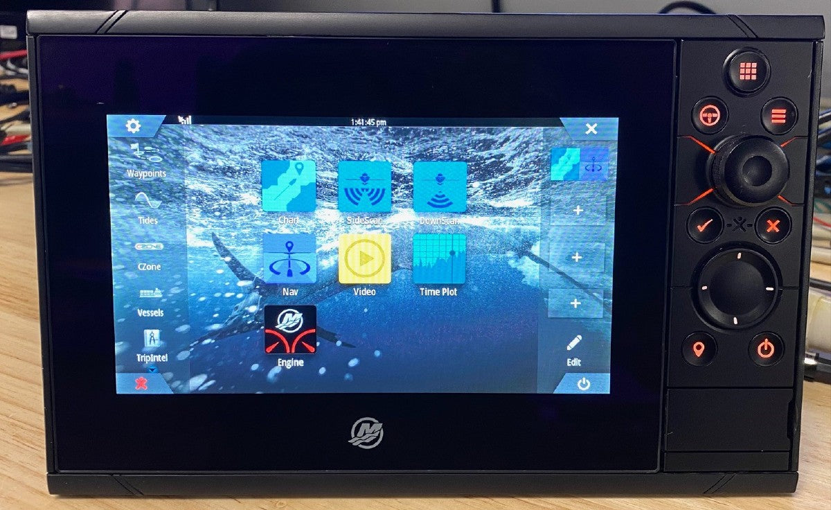 8M0124497 VesselView 703 Base Kit Display