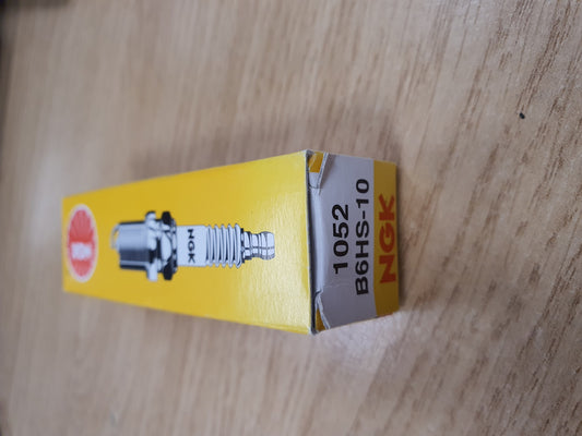 SPARK PLUG B6HS-10-NGK