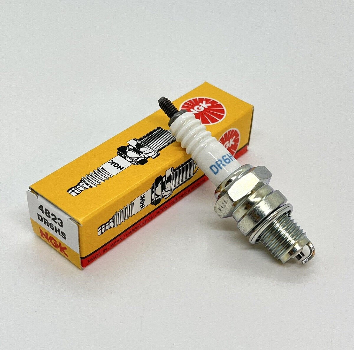 4823 UNDR6HS-NGK