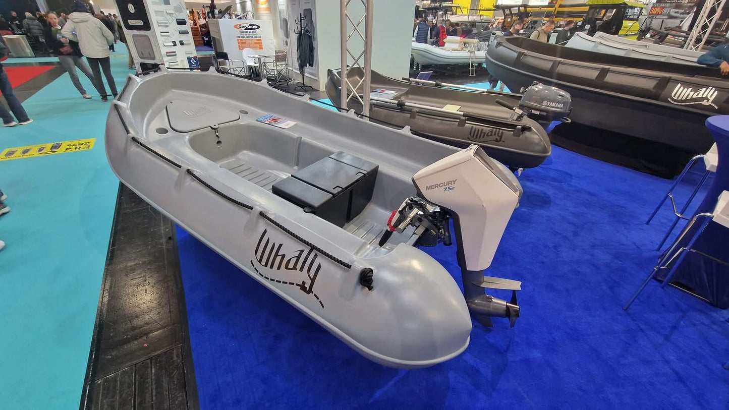Whaly 310 Boat